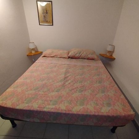 Casa Vacanze Cettina Home 3 Mt 50 Dal Mare Terra Mala Dış mekan fotoğraf